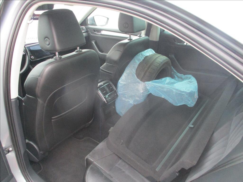 Škoda Superb Liftback 2,0 l 110 kw