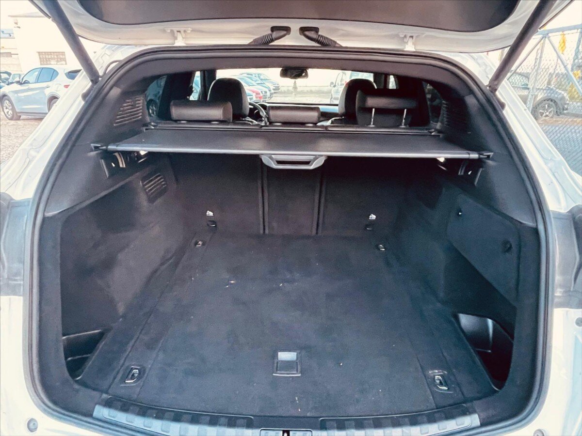 Alfa Romeo Stelvio SUV / Terénní 2,1 l 154 kw