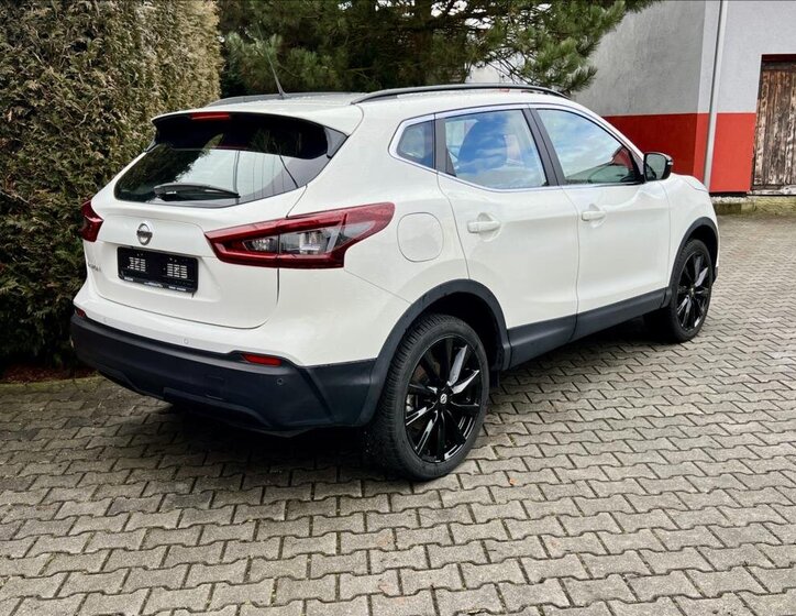 Nissan Qashqai SUV / Terénní 1,5 l 85 kw