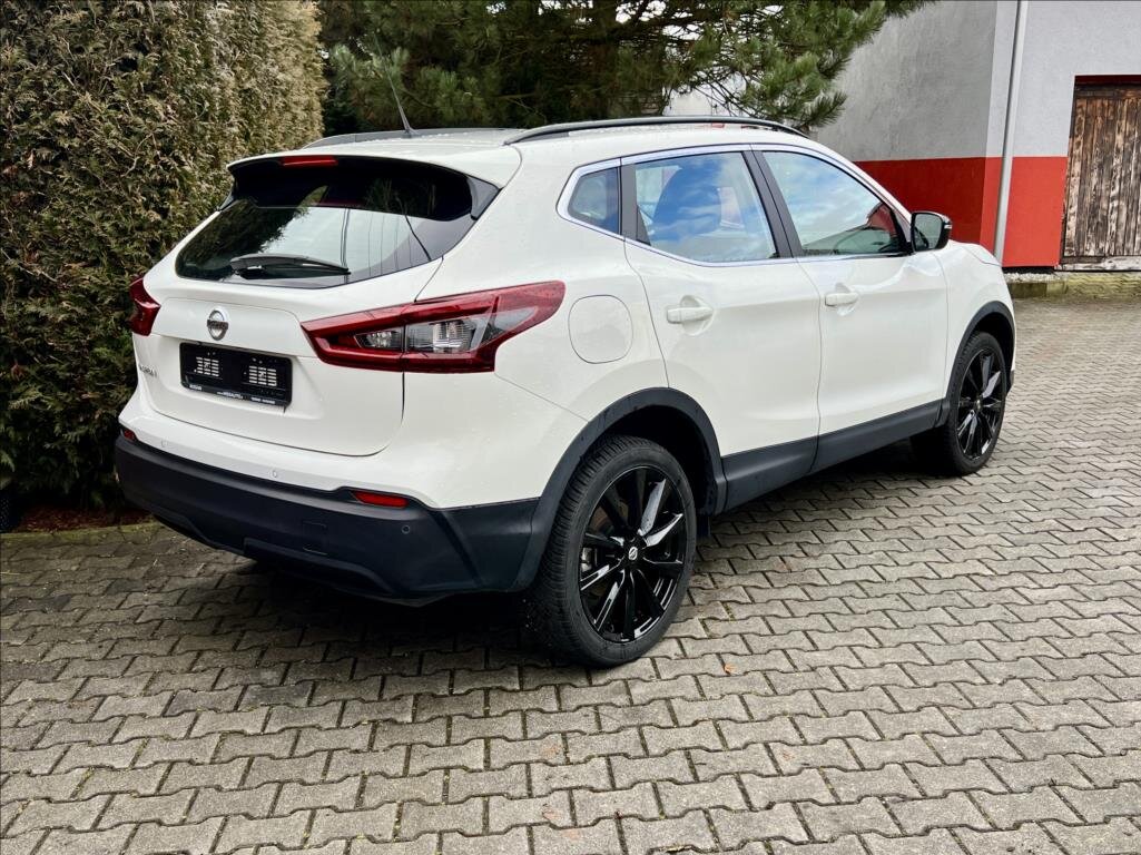 Nissan Qashqai SUV / Terénní 1,5 l 85 kw