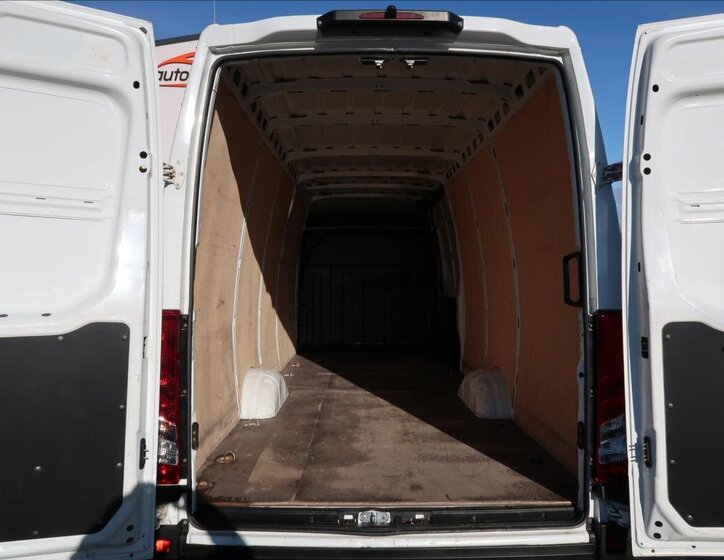 Iveco Daily 21