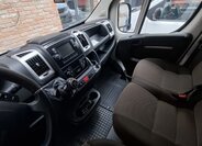 Peugeot Boxer VAN-Minibus 2,2 l 121 kw