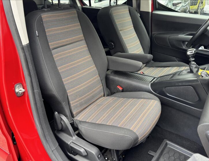 Opel Combo MPV 1,2 l 81 kw