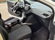 Peugeot 2008 SUV 1,2 l 60 kw