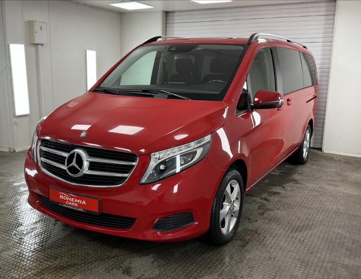 Mercedes-Benz Třídy V MPV 2,1 l 140 kw
