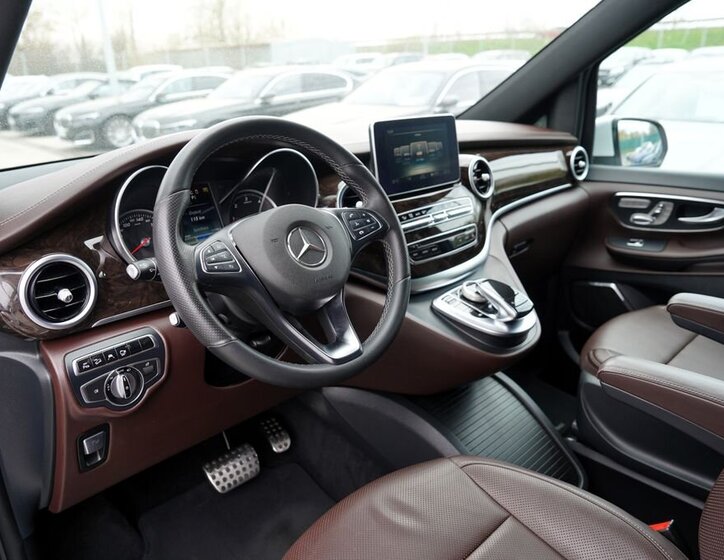 Mercedes-Benz Třídy V MPV 2,1 l 140 kw
