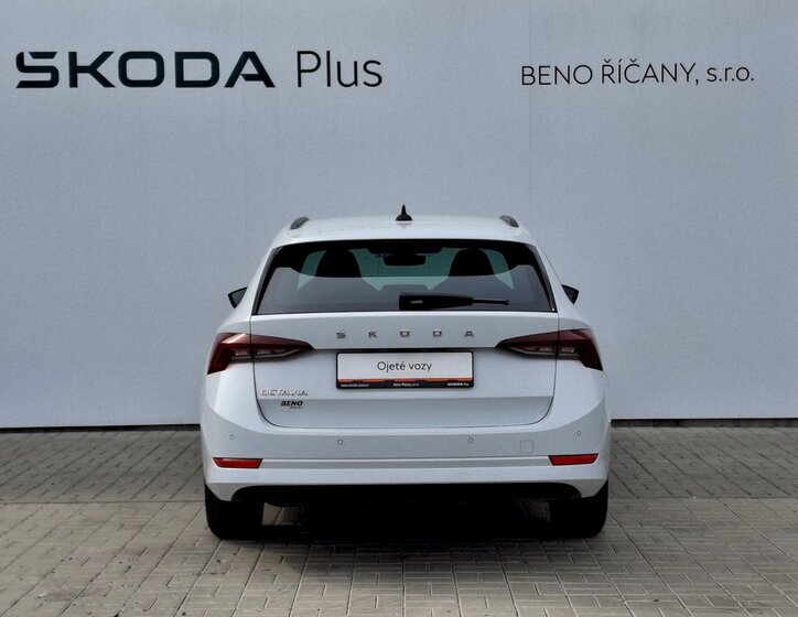 Škoda Octavia Kombi 2,0 l 85 kw