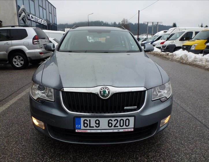 Škoda Superb Kombi 1,6 l 77 kw