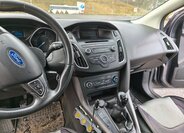 Ford Focus Hatchback 999,0 74 kw