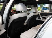 BMW M5 Sedan / Limuzína 5,0 l 373 kw