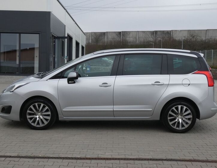 Peugeot 5008 5