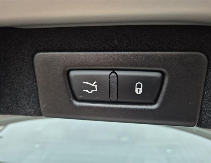 Maserati Ghibli Sedan 3,0 l 316 kw