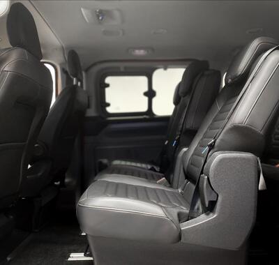 Ford Tourneo Custom 10