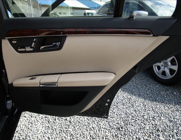 Mercedes-Benz Třídy S Sedan / Limuzína 4,0 l 235 kw