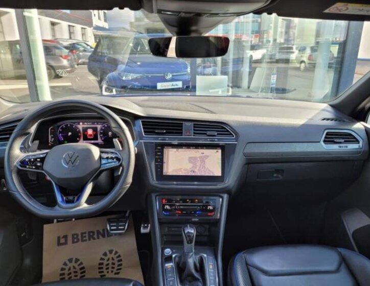 Volkswagen Tiguan SUV 2,0 l 235 kw