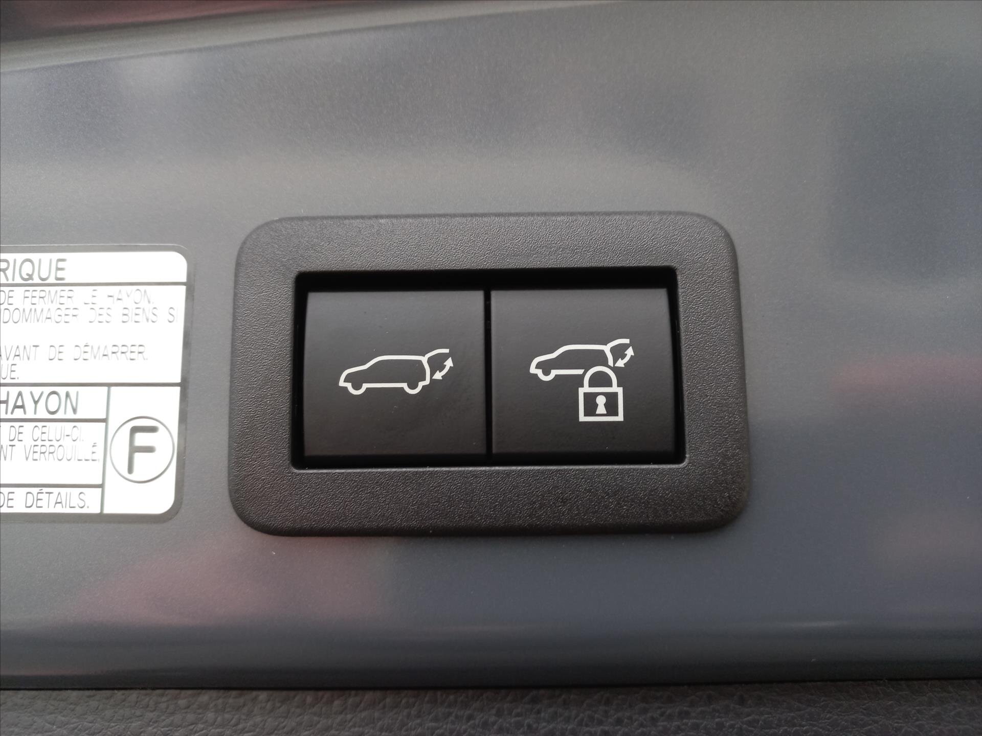 Toyota Corolla Cross CUV / Crossover 2,0 l 98 kw