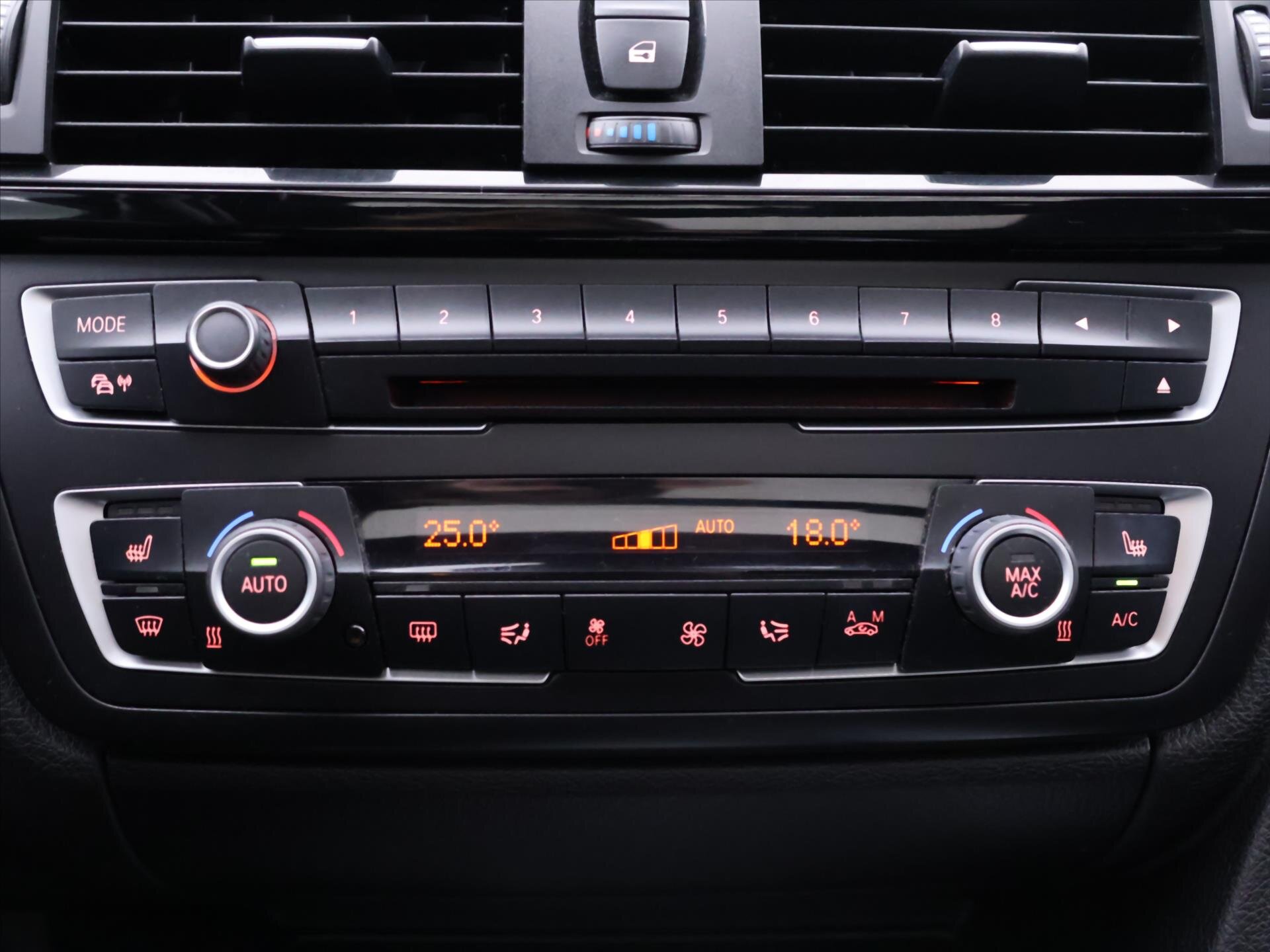 BMW Řada 3 Kombi 3,0 l 190 kw