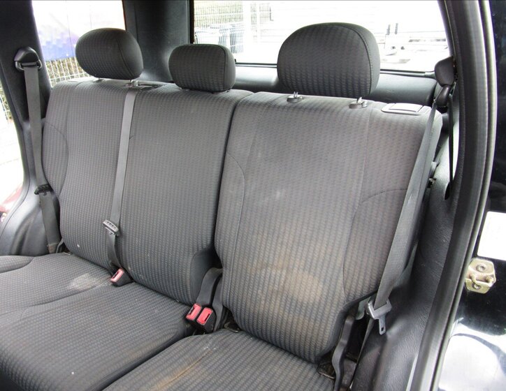 Jeep Cherokee Kombi 2,5 l 105 kw