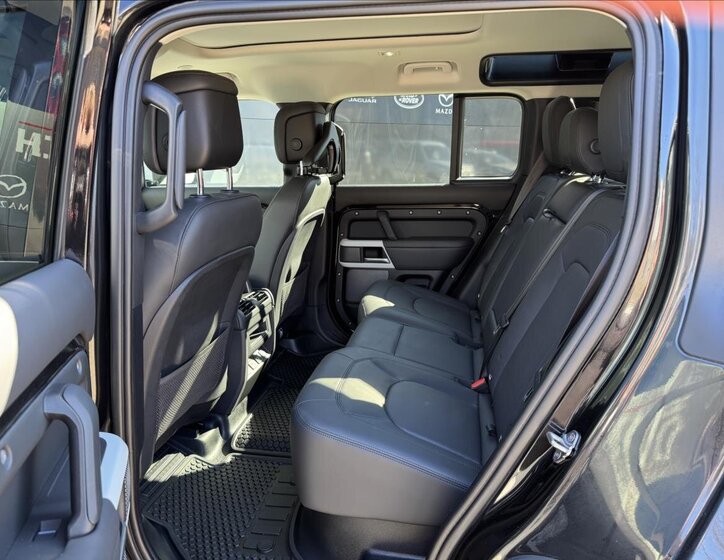 Land Rover Defender SUV / Terénní 3,0 l 294 kw