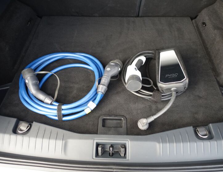 Ford Mustang Mach-E 35