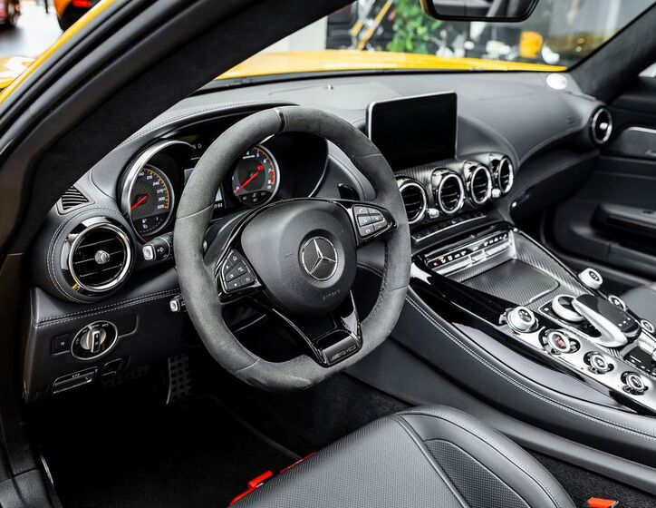 Mercedes-Benz AMG GT 5