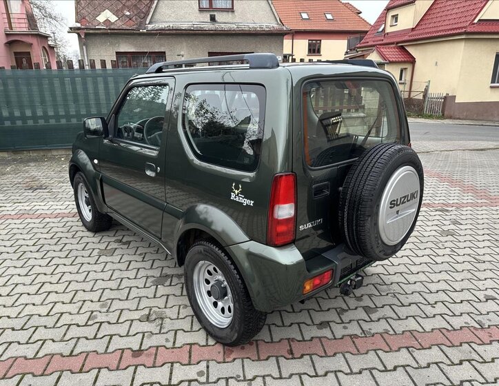 Suzuki Jimny SUV 1,3 l 63 kw
