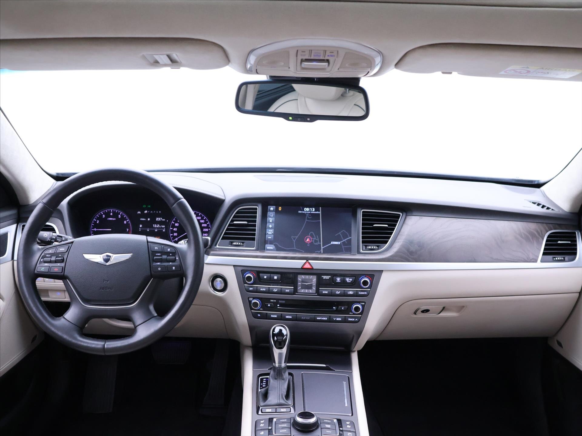 Hyundai Genesis Sedan 3,8 l 232 kw