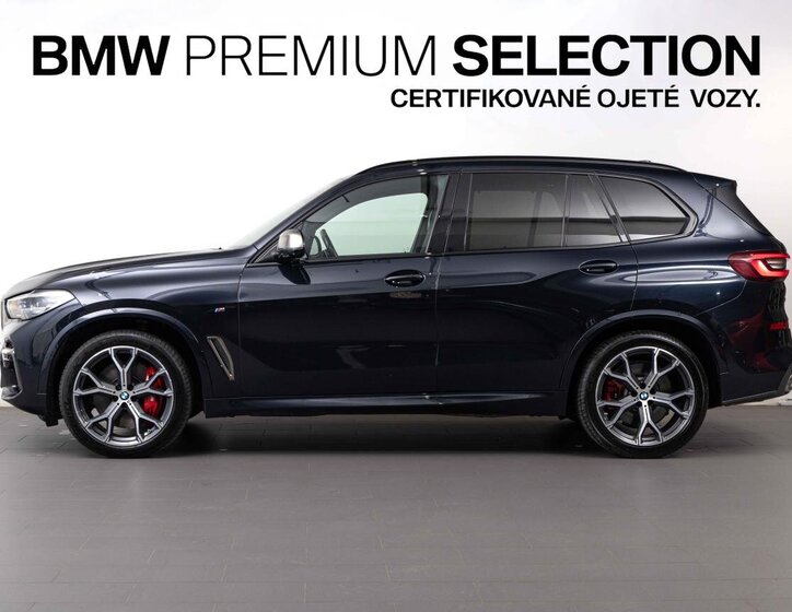 BMW X5 SUV 4,4 l 390 kw