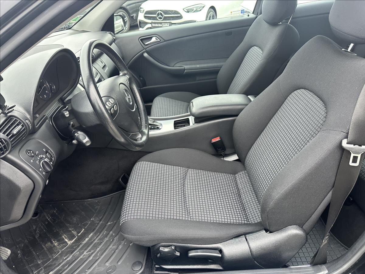 Mercedes-Benz Třídy C Kupé 1,8 l 120 kw