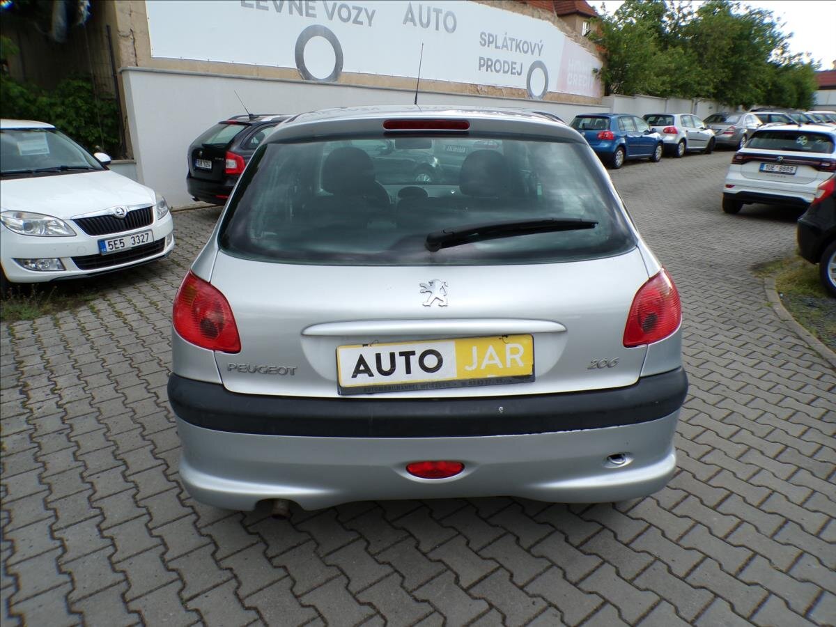 Peugeot 206 Hatchback 1,4 l 65 kw