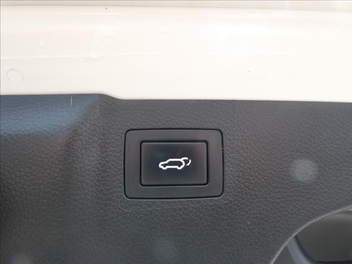 Hyundai Grand Santa Fe