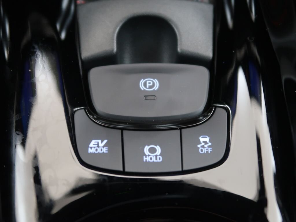 Toyota C-HR SUV 2,0 l 112 kw