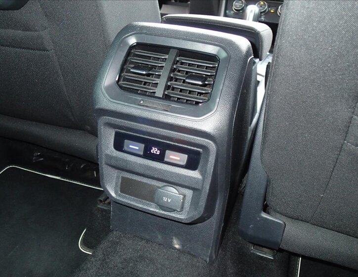 Volkswagen Tiguan SUV / Terénní 2,0 l 110 kw