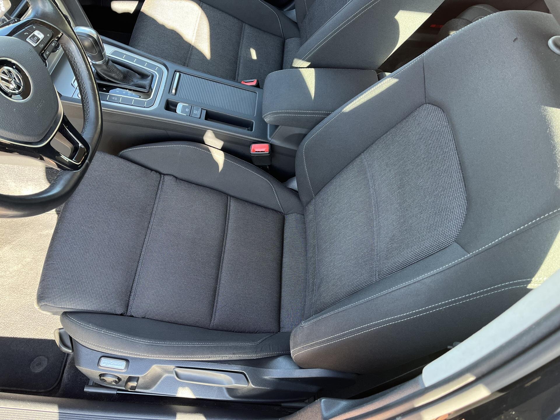 Volkswagen Passat Kombi 2,0 l 110 kw