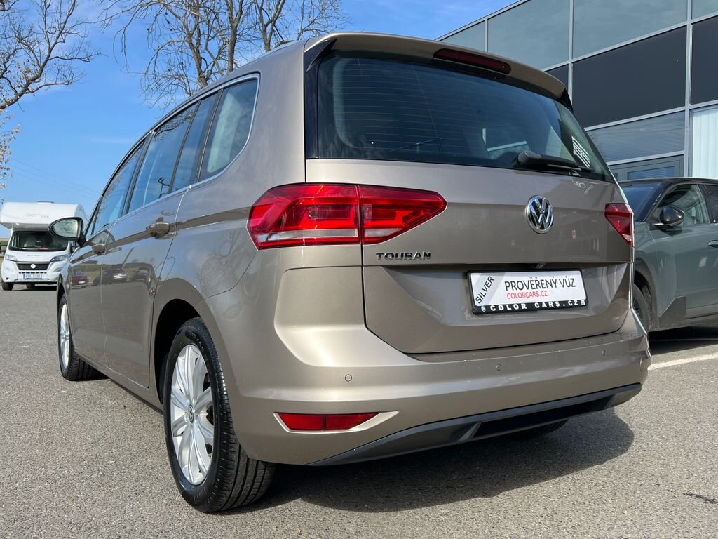 Volkswagen Touran MPV 1,5 l 110 kw