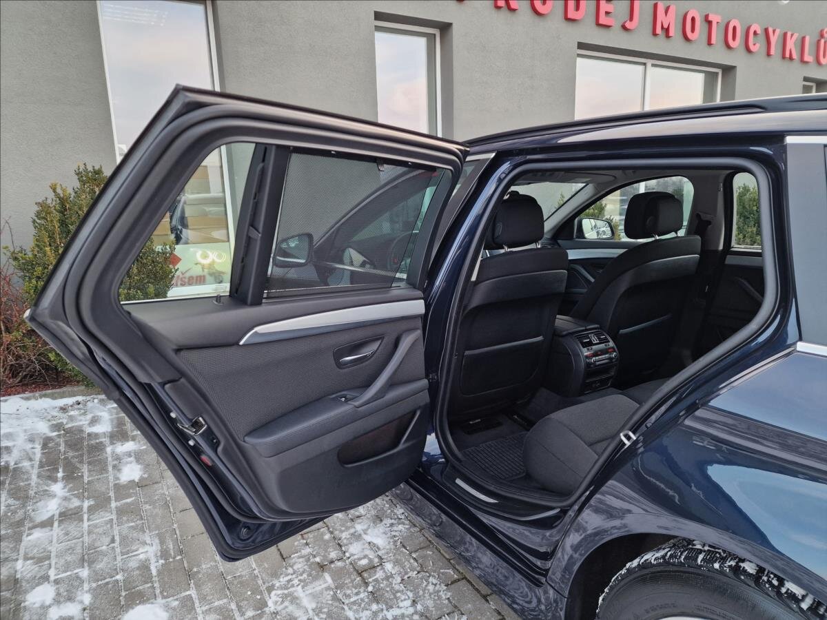 BMW Řada 5 Kombi 2,0 l 135 kw