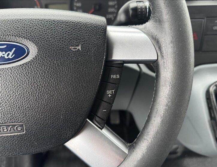 Ford Transit Skříň 2,2 l 114 kw