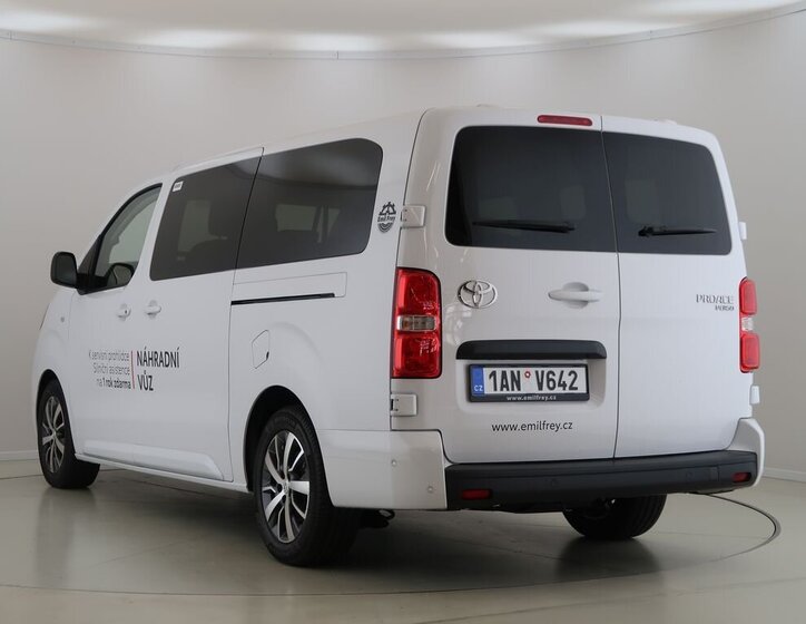 Toyota ProAce Verso VAN / Minibus 2,2 l 0
