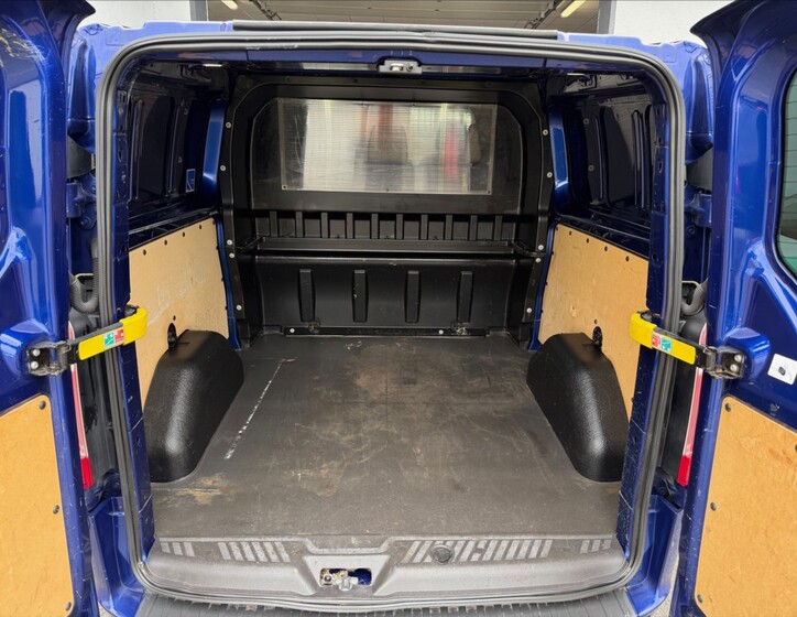 Ford Transit Custom 23