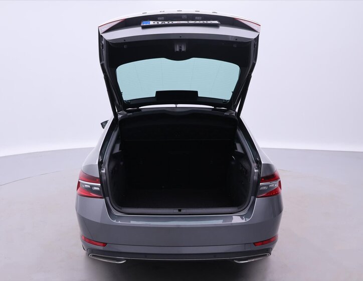 Škoda Superb Sedan / Limuzína 2,0 l 147 kw