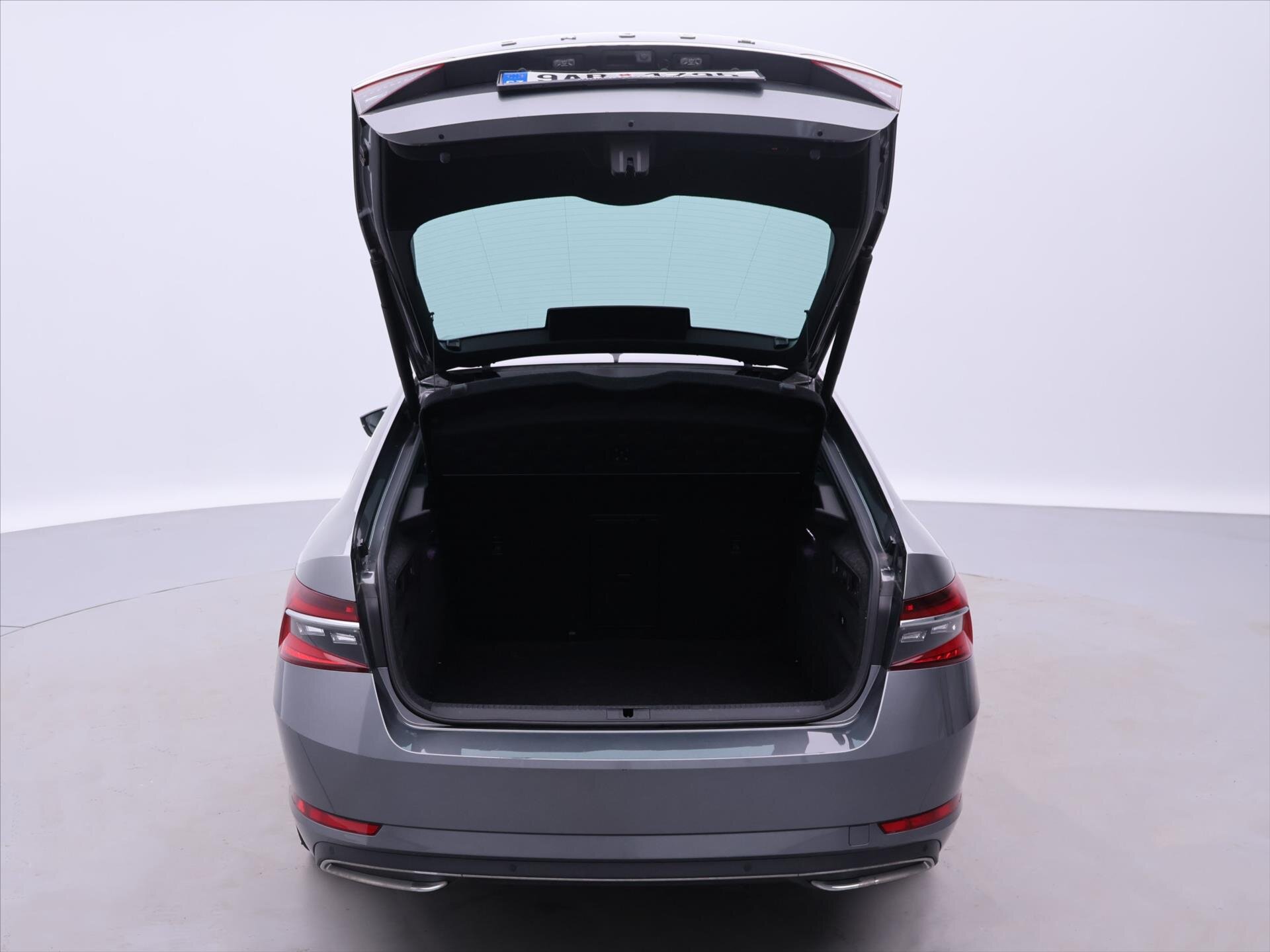 Škoda Superb Sedan / Limuzína 2,0 l 147 kw