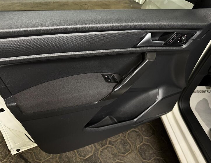 Volkswagen Caddy Kombi 1,4 l 81 kw