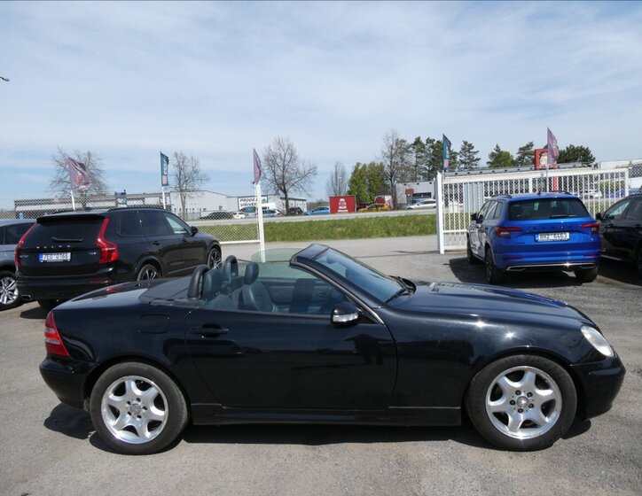 Mercedes-Benz SLK Kabriolet 2,3 l 145 kw