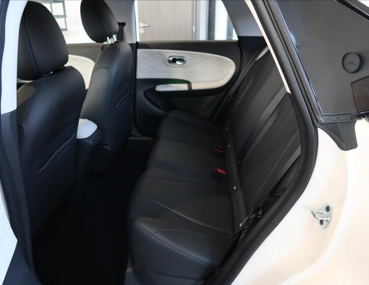 Dongfeng Box Hatchback 0,0 70 kw