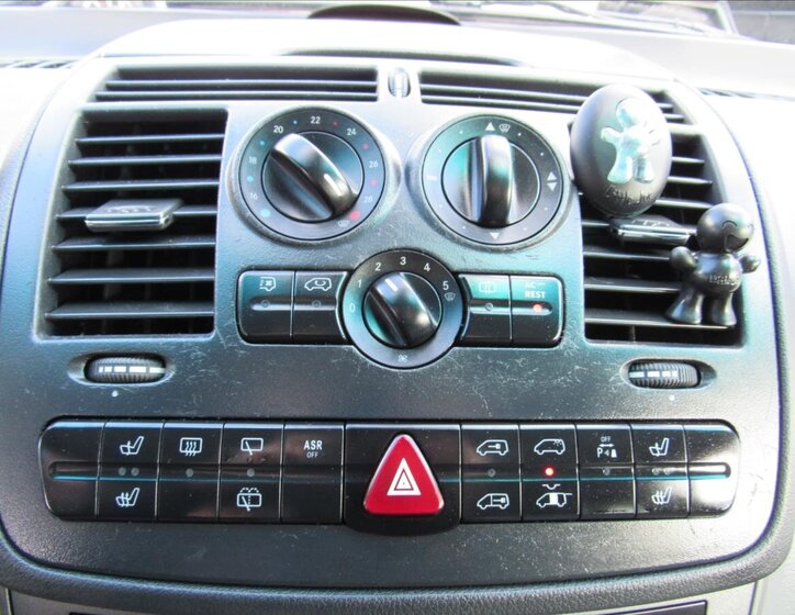 Mercedes-Benz Viano Kombi 3,0 l 150 kw