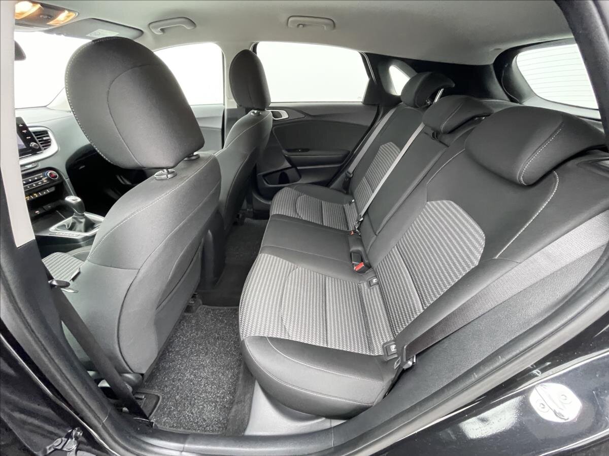 KIA Ceed Hatchback 998,0 74 kw