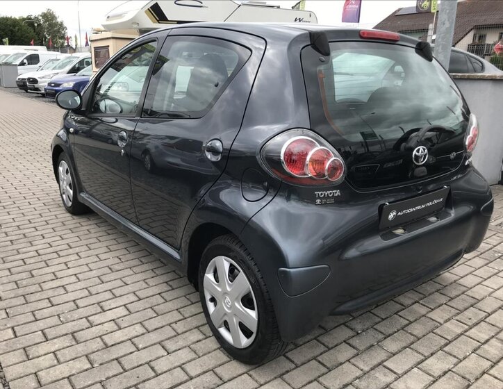 Toyota Aygo Hatchback 998,0 50 kw