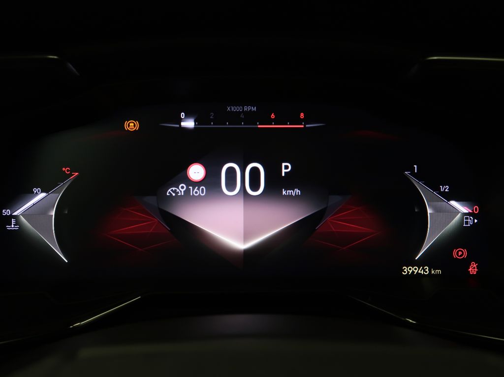 DS Automobiles DS7 Crossback