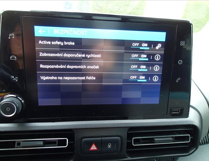 Citroën Berlingo MPV 1,5 l 96 kw