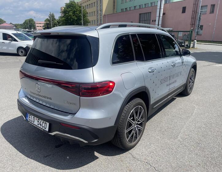 Mercedes-Benz EQB 5